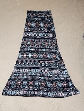 Aztec Print Maxi Skirt in Black and Teal